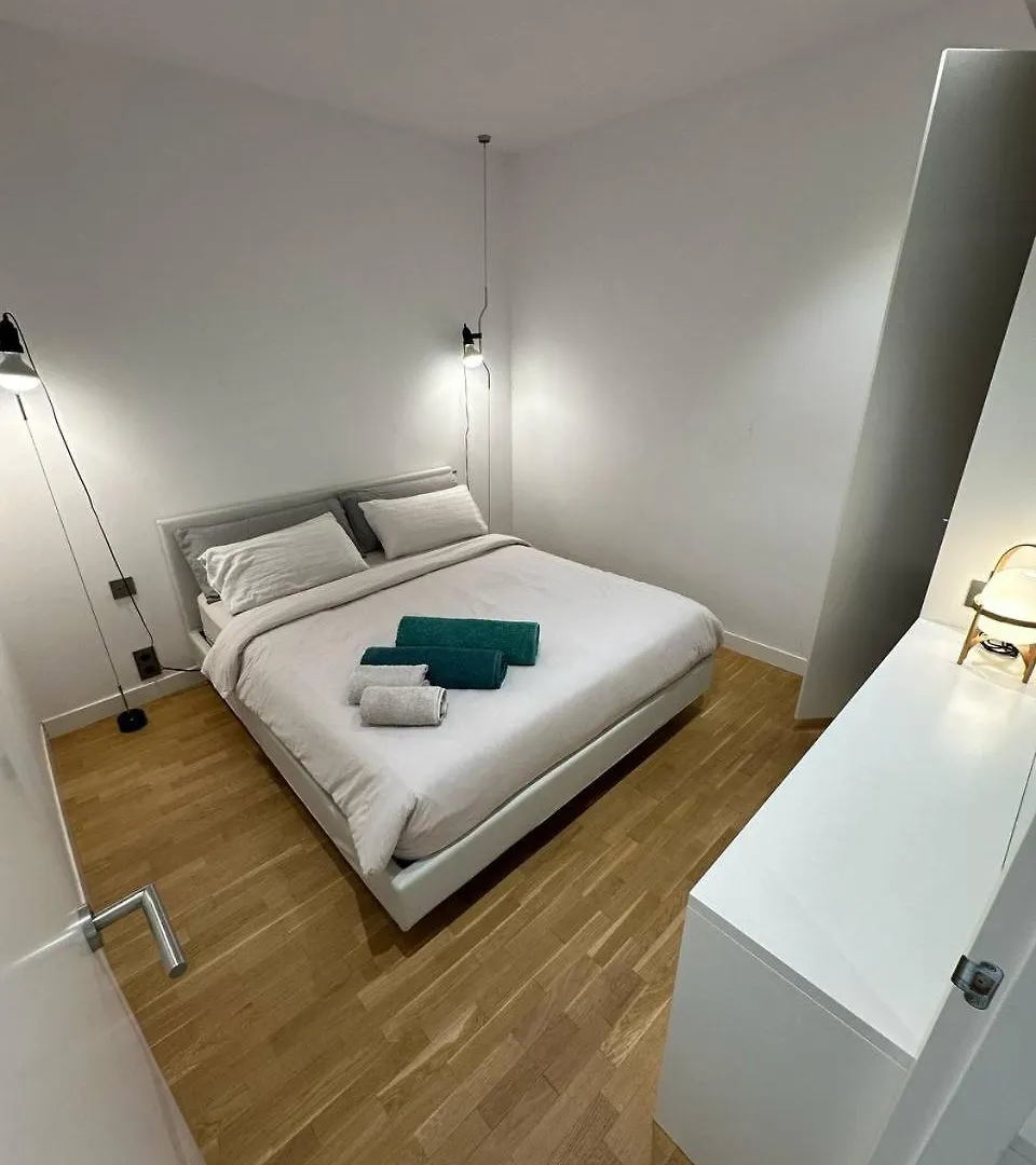 Sunny Days Apartments برشلونة